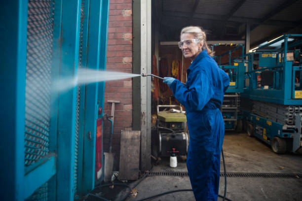Best Affordable Pressure Washing  in Fairfield, IA